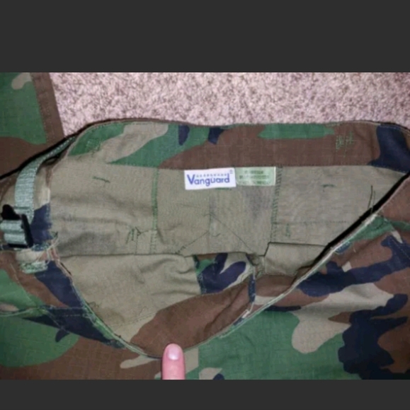 Vanguard camo pants 32w 46L estimated - Picture 3 of 8